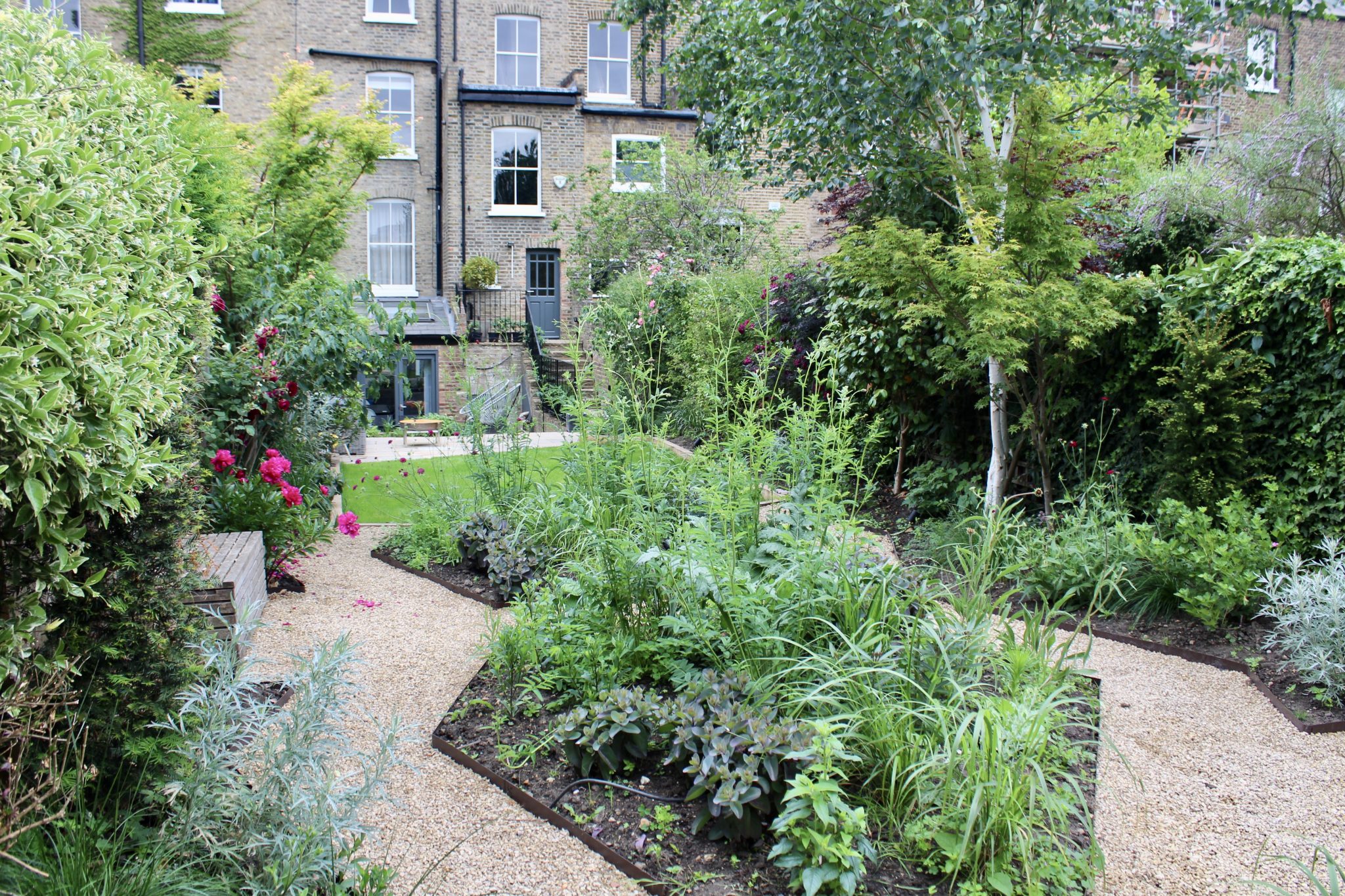 Large garden design in Clapham, London | Jack Wallington | Nature & Gardens