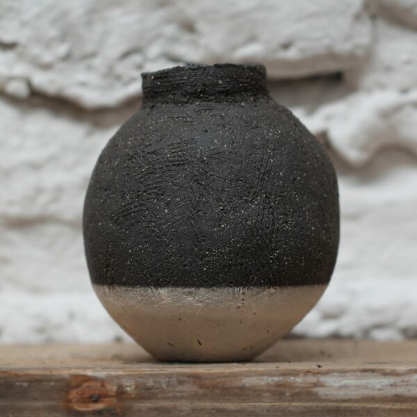 Stoneware by Studio Robert Hopper